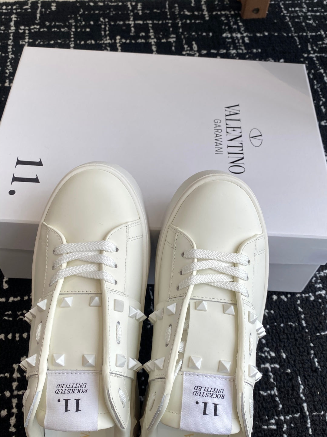 LuxluxHouse Best Quality Valentino Women Shoes