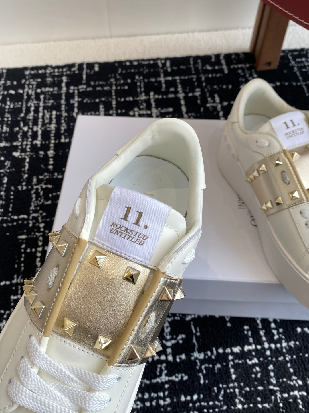 LuxluxHouse Best Quality Valentino Women Shoes