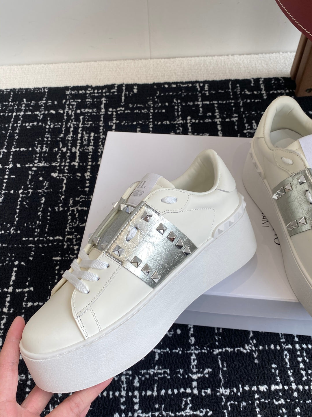 LuxluxHouse Best Quality Valentino Women Shoes