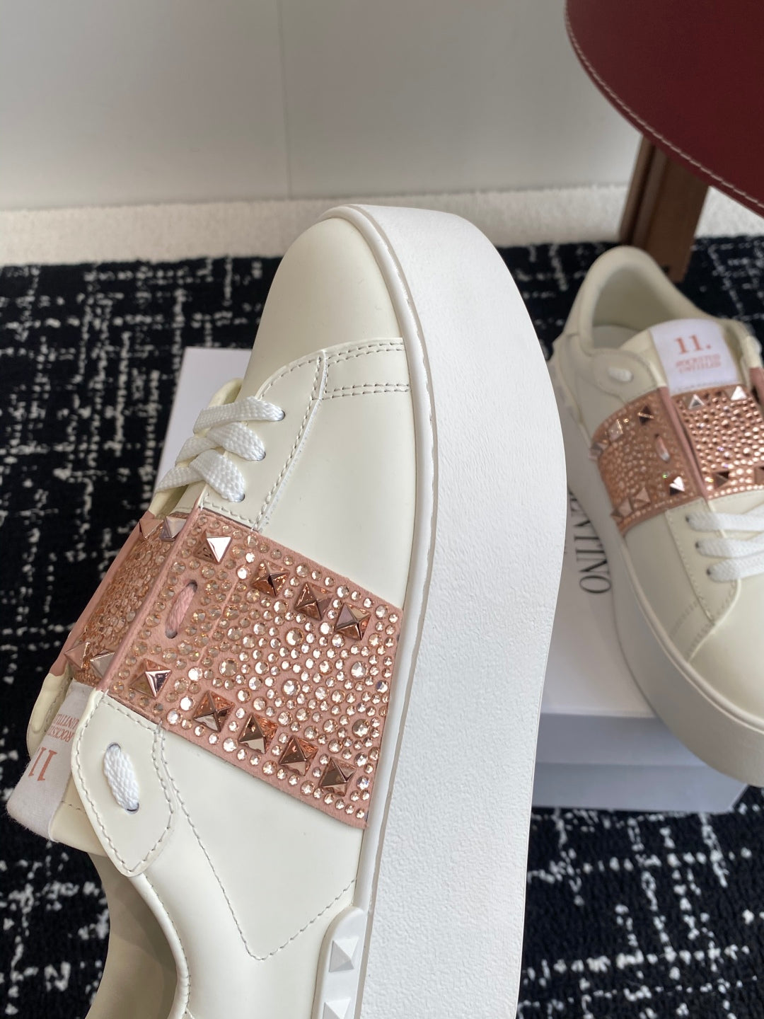 LuxluxHouse Best Quality Valentino Women Shoes