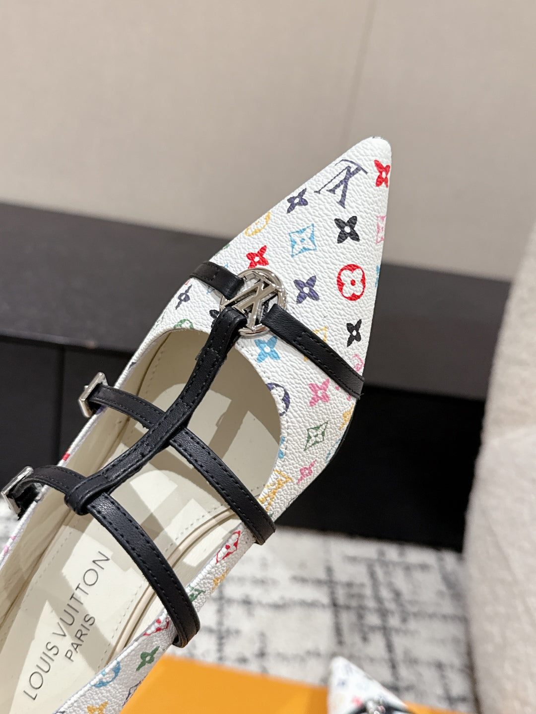 LuxluxHouse Best Quality Women Shoes Louis Vuitton