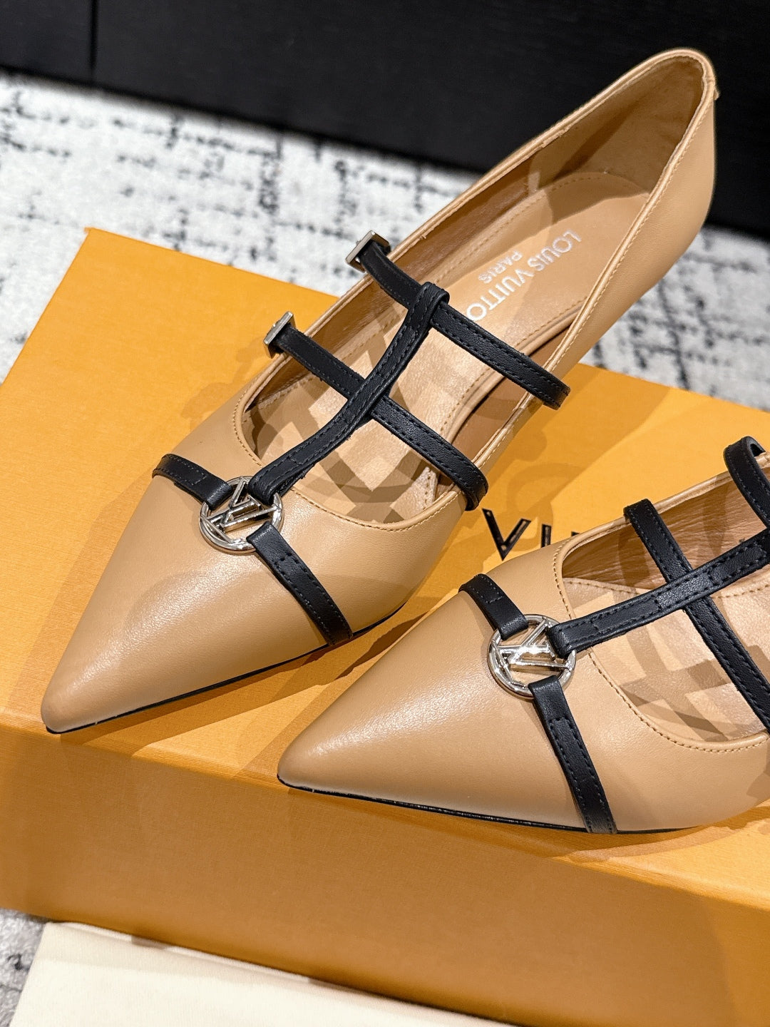 LuxluxHouse Best Quality Women Shoes Louis Vuitton