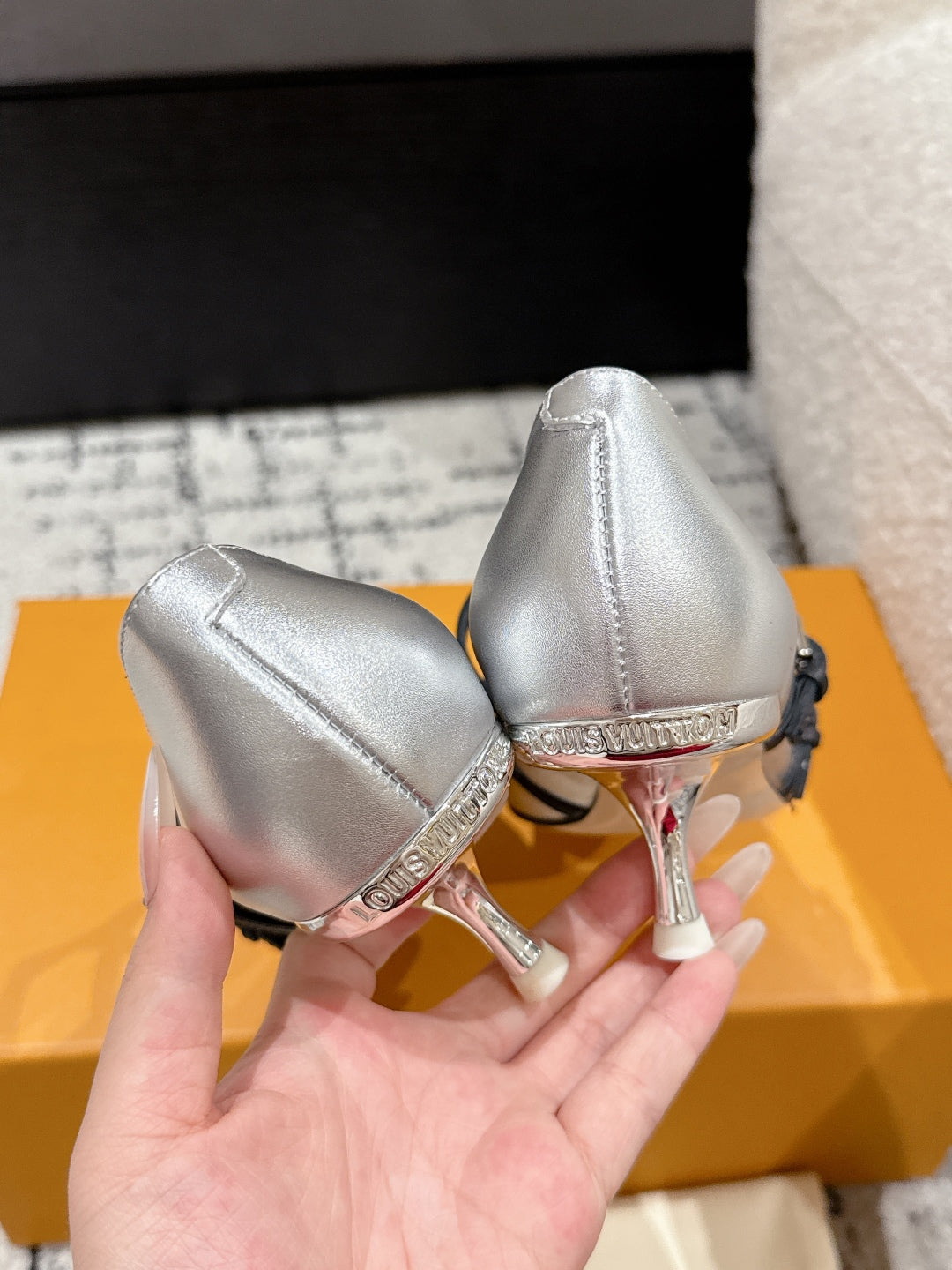 LuxluxHouse Best Quality Women Shoes Louis Vuitton
