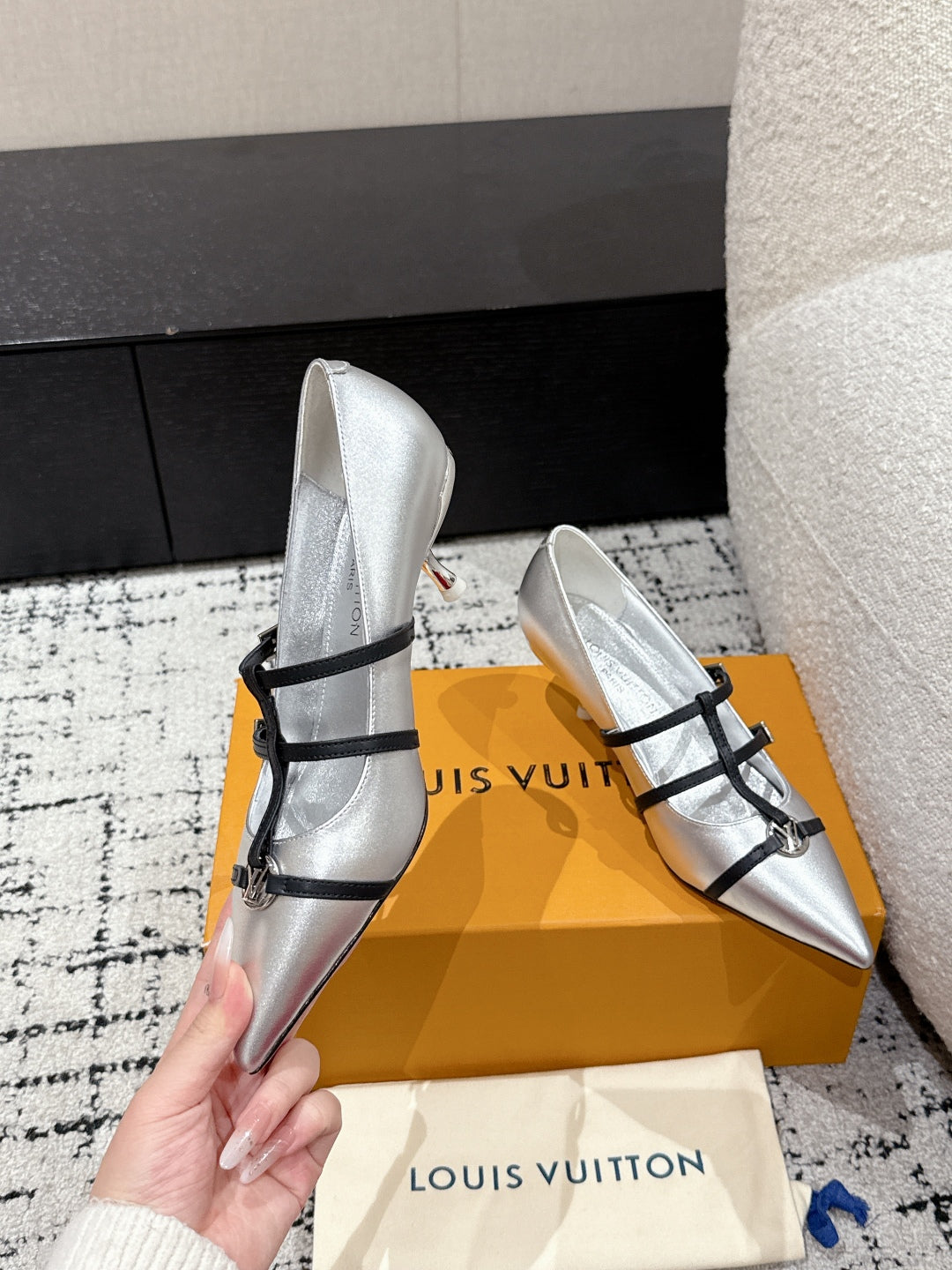 LuxluxHouse Best Quality Women Shoes Louis Vuitton