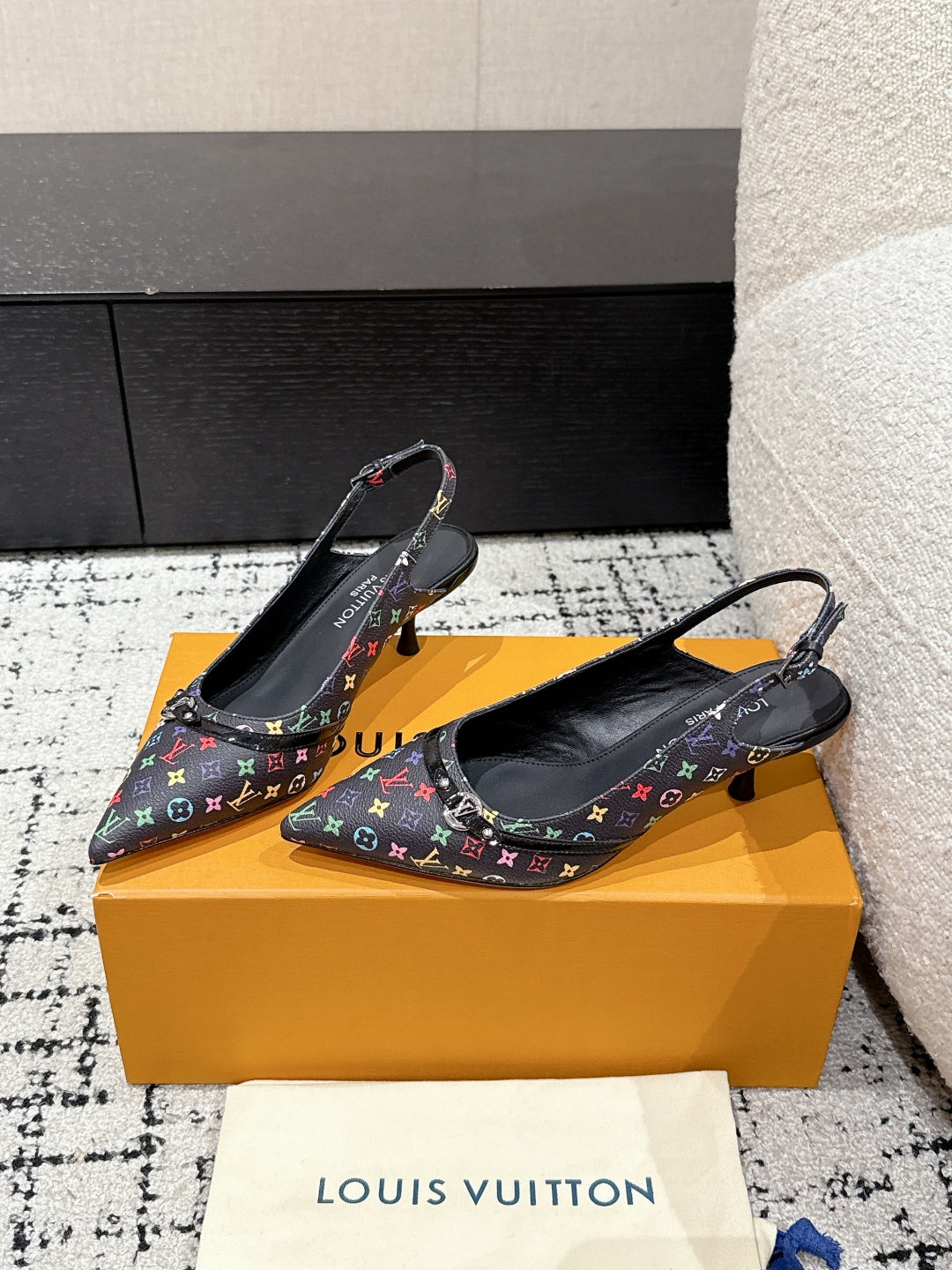 LuxluxHouse Best Quality Women Shoes Louis Vuitton