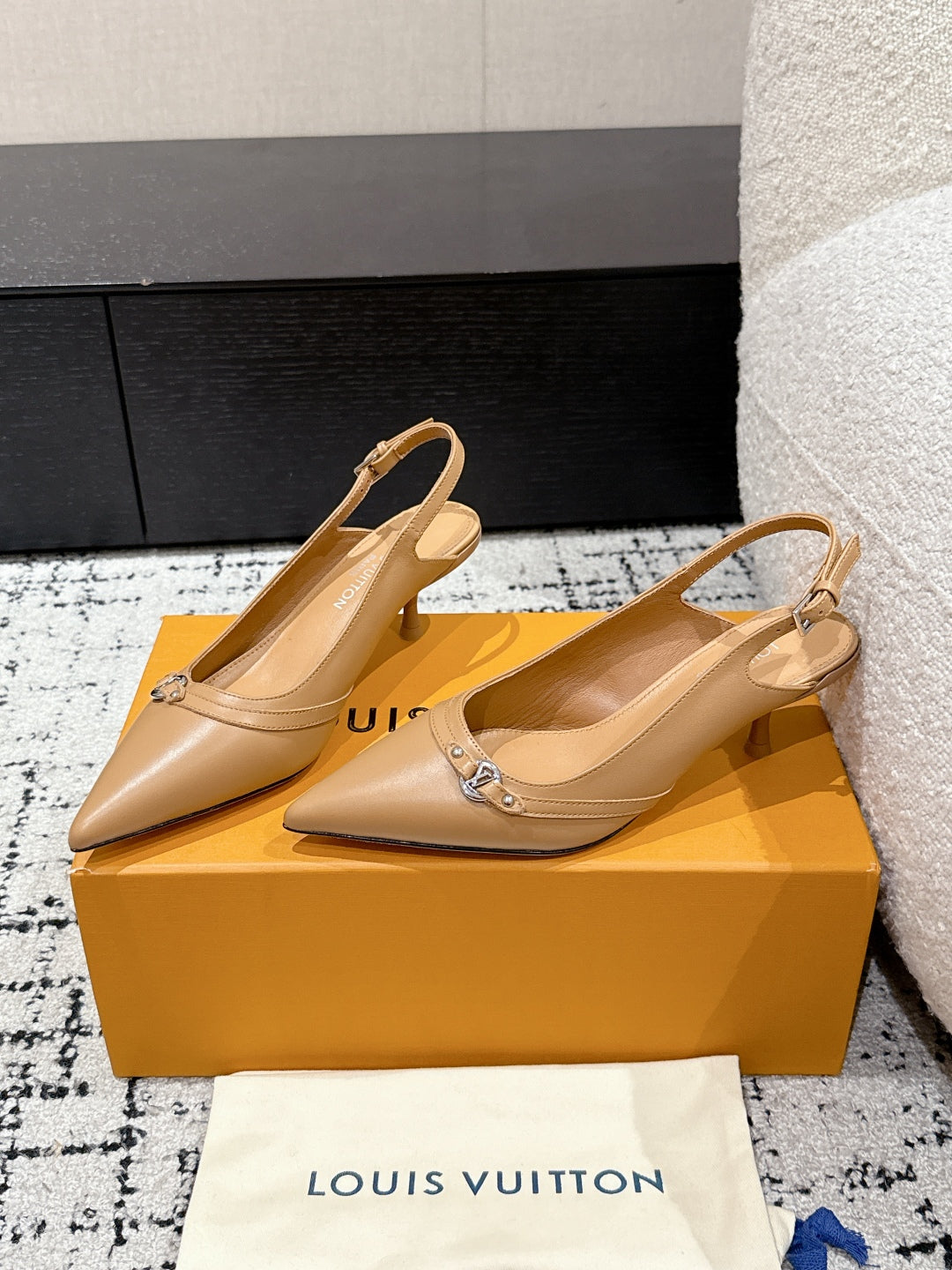 LuxluxHouse Best Quality Women Shoes Louis Vuitton