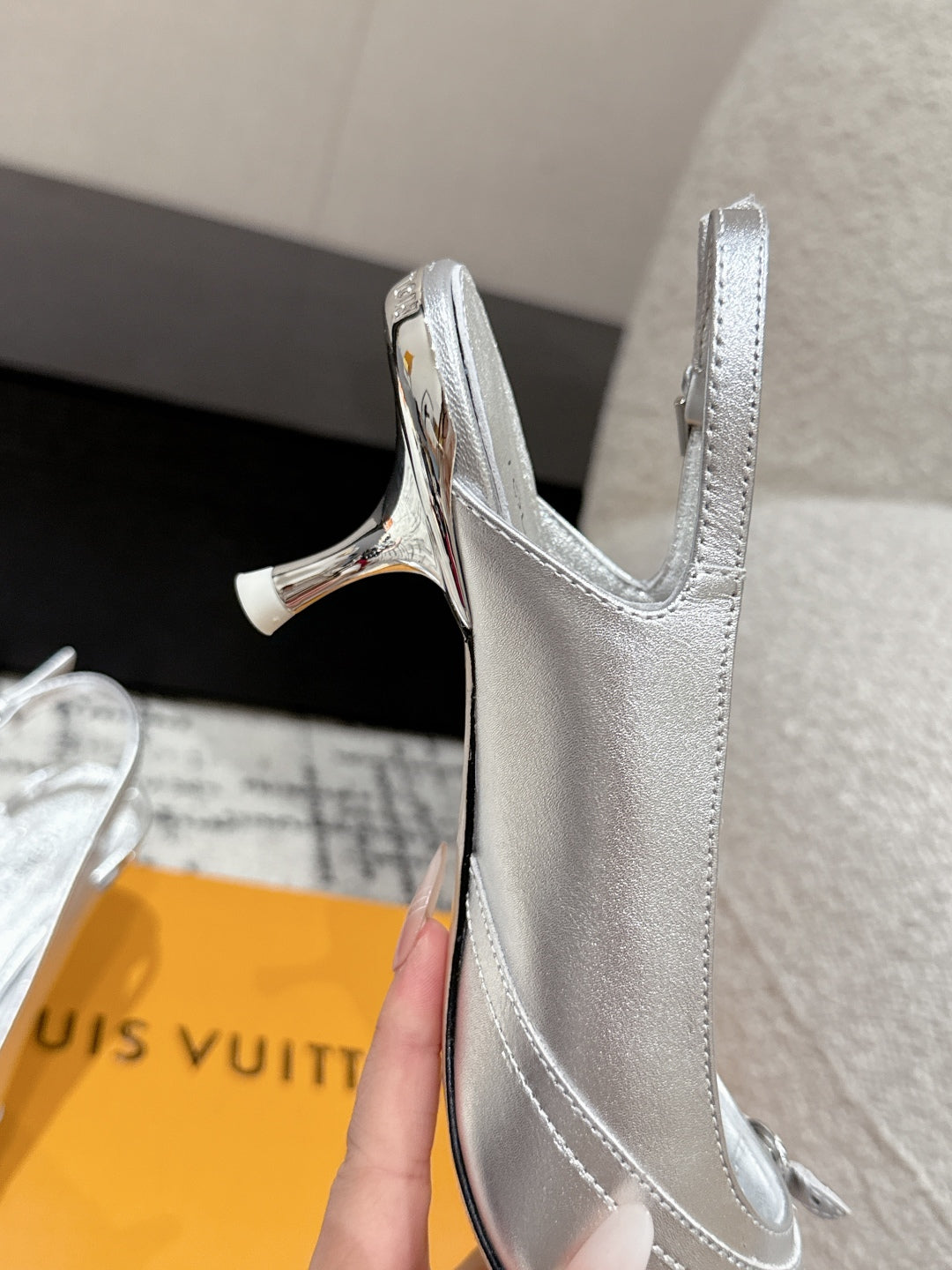 LuxluxHouse Best Quality Women Shoes Louis Vuitton
