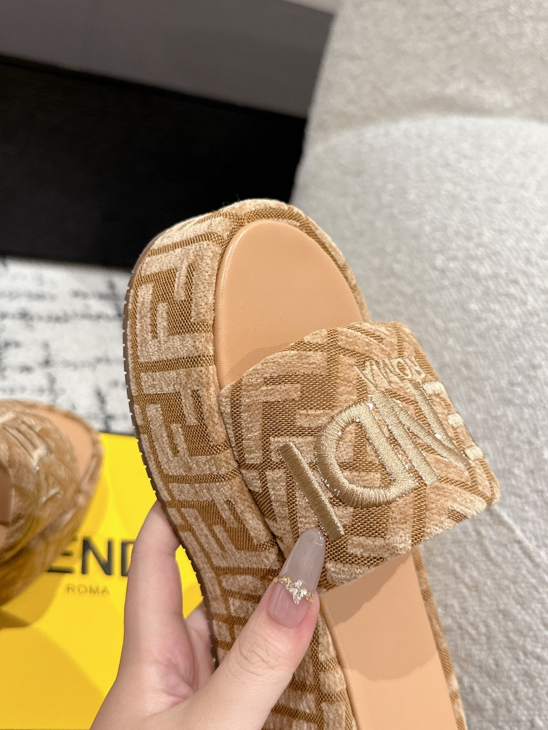 LuxluxHouse Best Quality Fendi Women Shoes