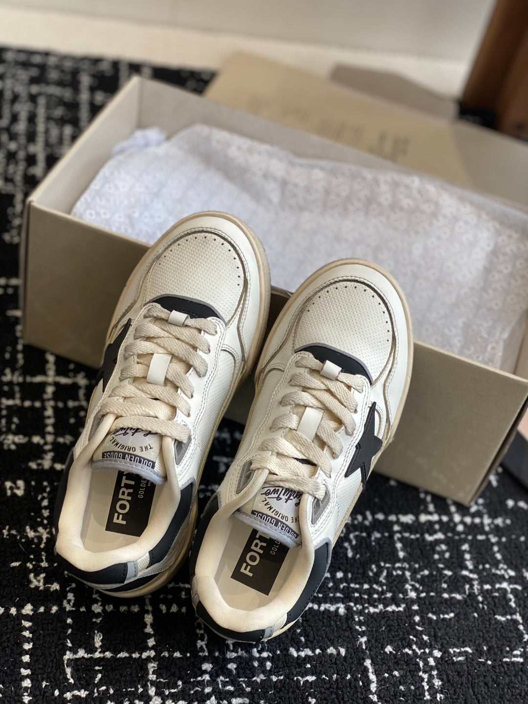 LuxluxHouse Best Quality Shoes Golden Goose