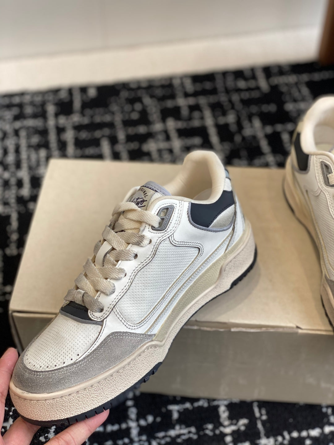 LuxluxHouse Best Quality Shoes Golden Goose