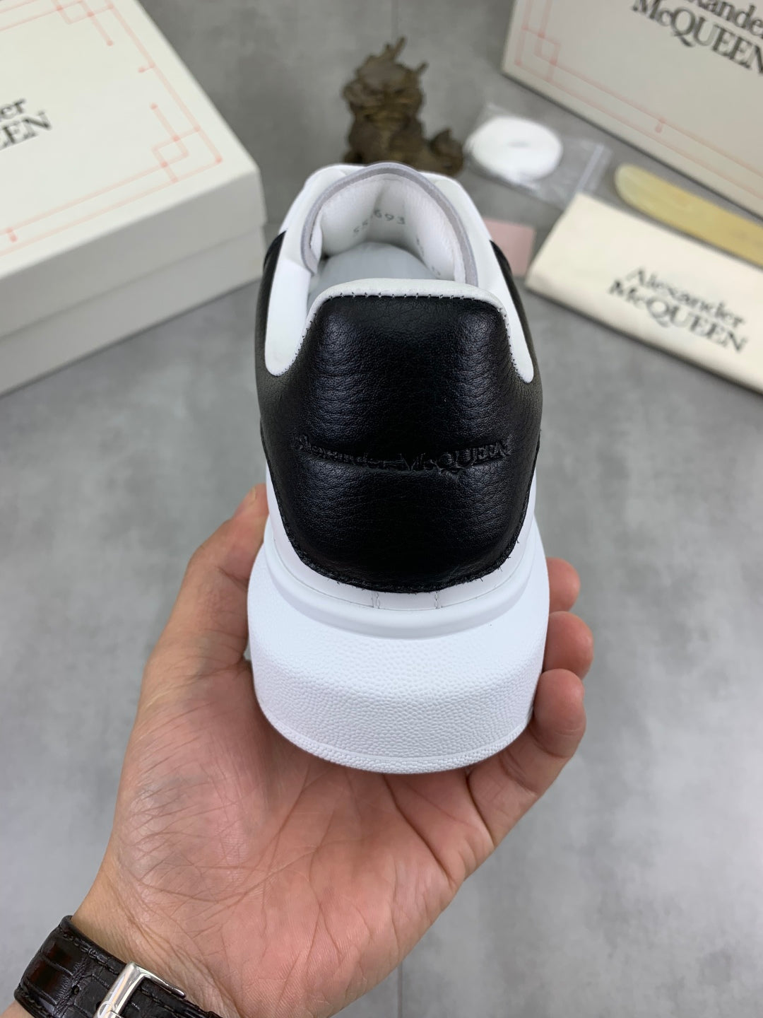 LuxluxHouse Best Quality Shoes Alexander McQueen