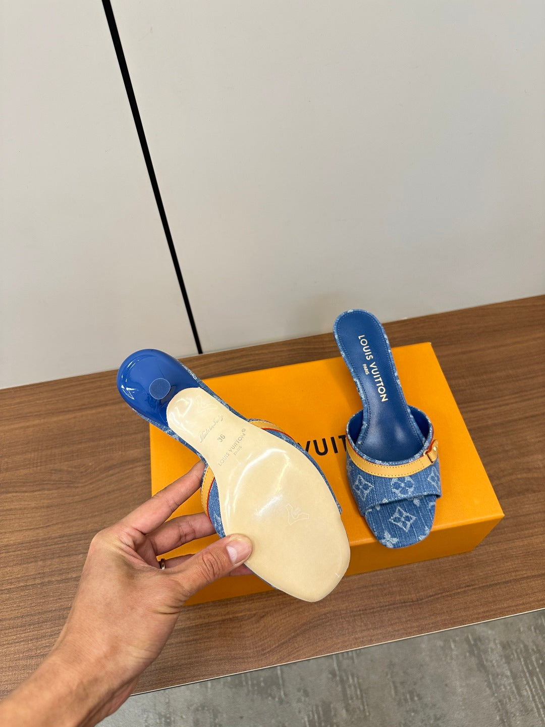 LuxluxHouse Best Quality Women Shoes Louis Vuitton