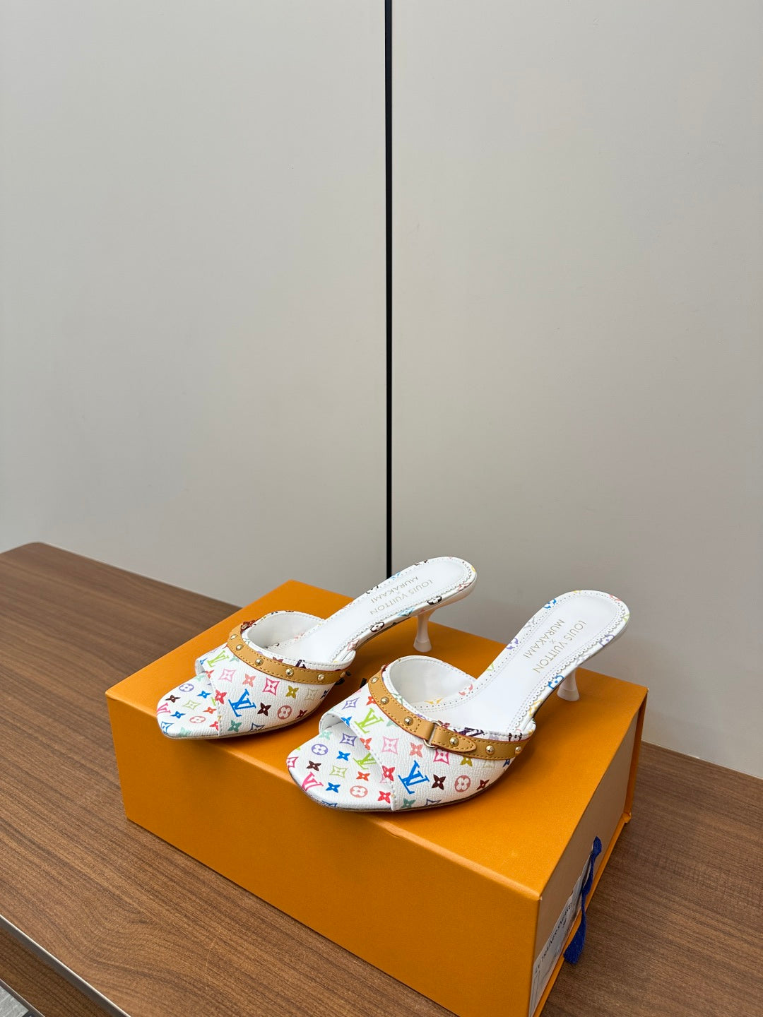 LuxluxHouse Best Quality Women Shoes Louis Vuitton