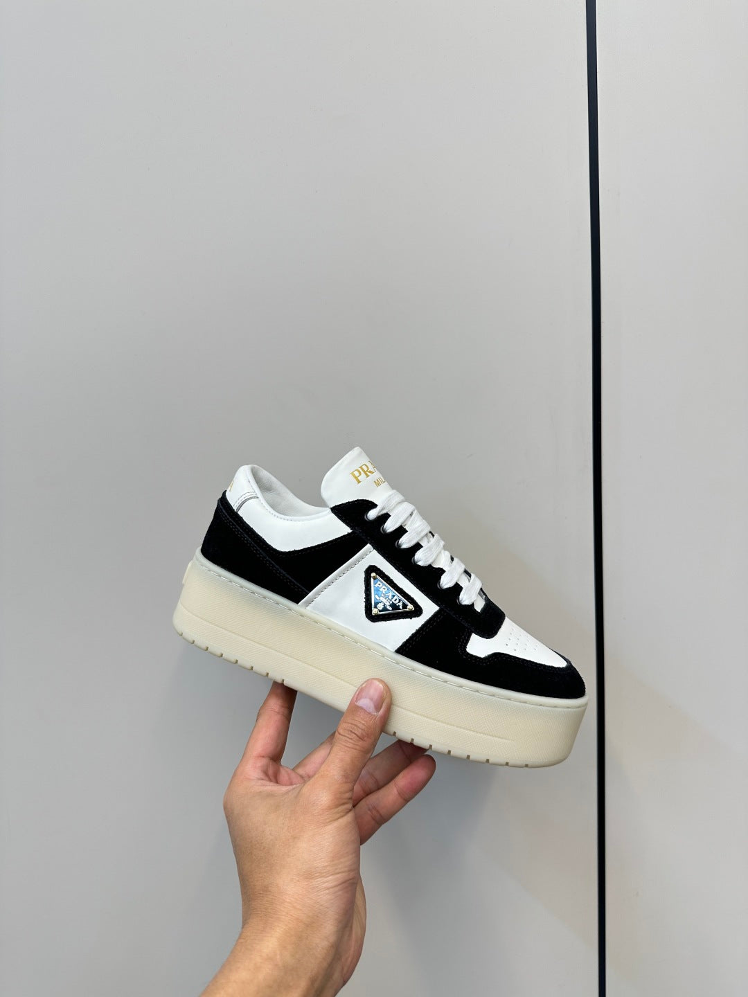 LuxluxHouse Best Quality Women Shoes Prada