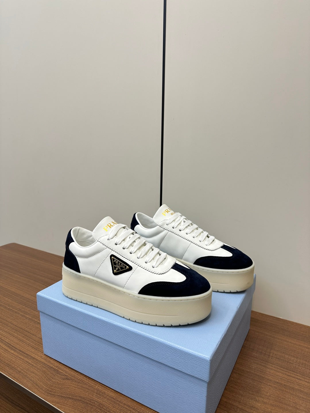LuxluxHouse Best Quality Women Shoes Prada