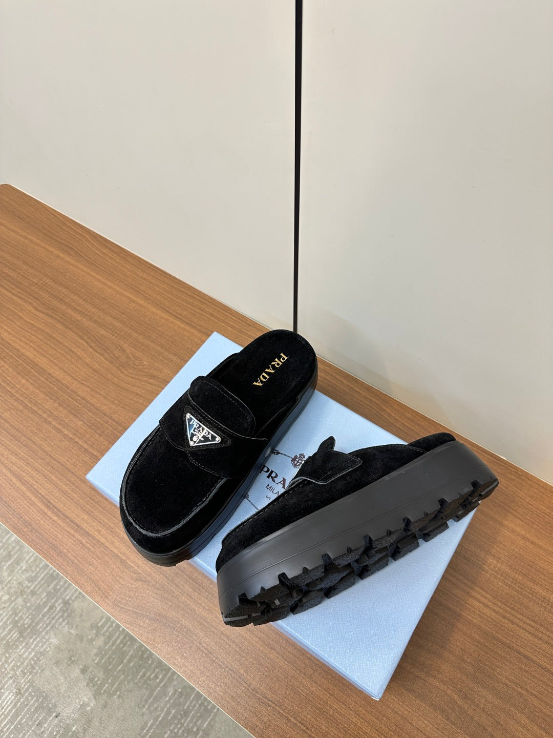 LuxluxHouse Best Quality Women Shoes Prada