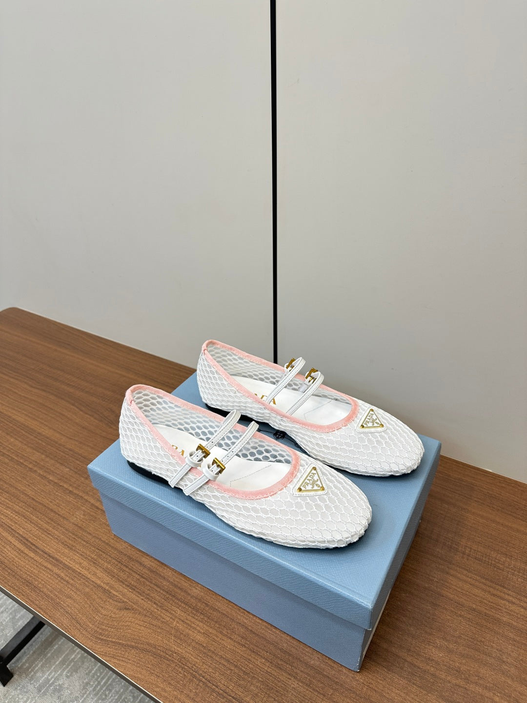 LuxluxHouse Best Quality Women Shoes Prada