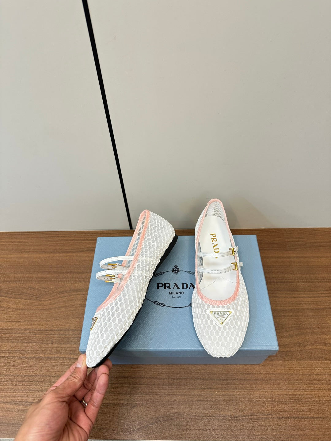 LuxluxHouse Best Quality Women Shoes Prada