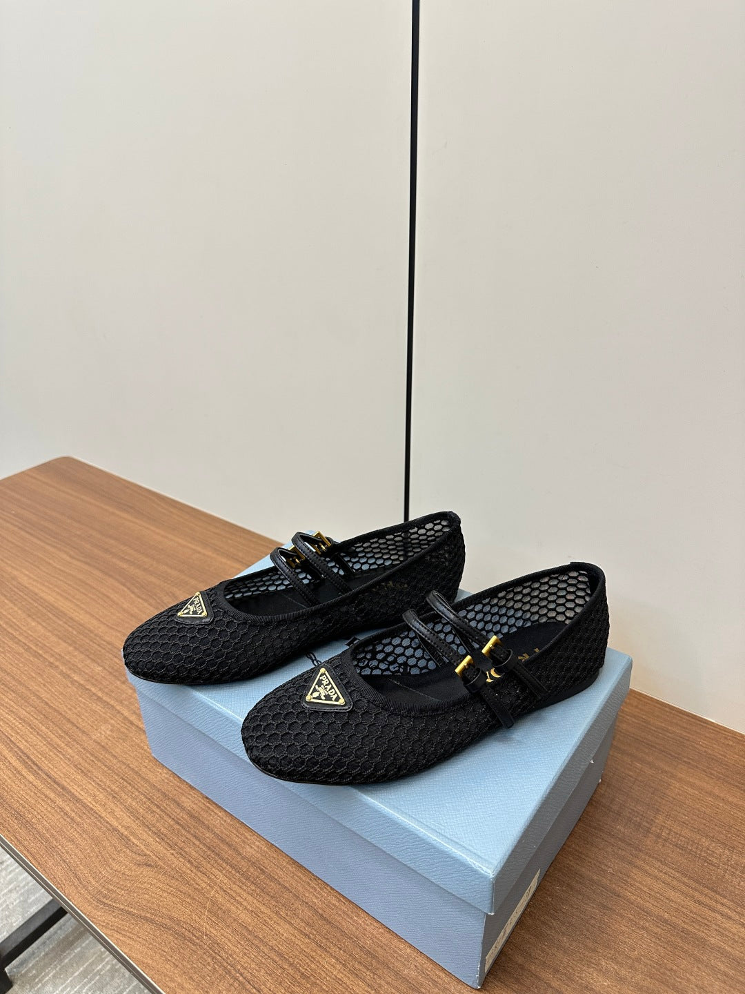 LuxluxHouse Best Quality Women Shoes Prada