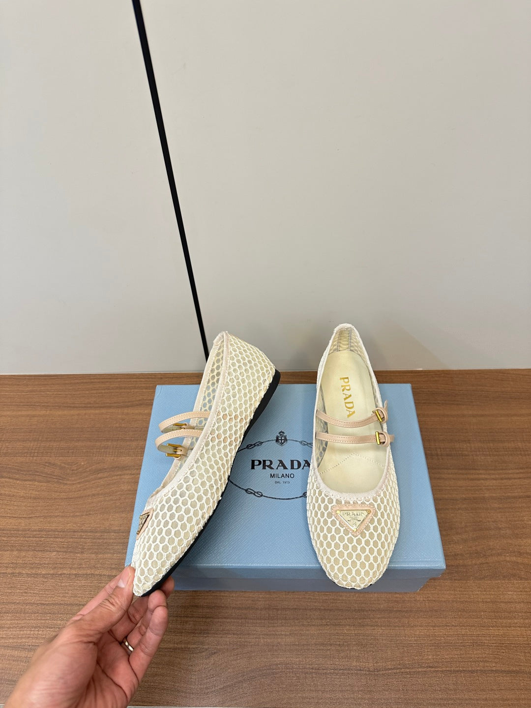 LuxluxHouse Best Quality Women Shoes Prada