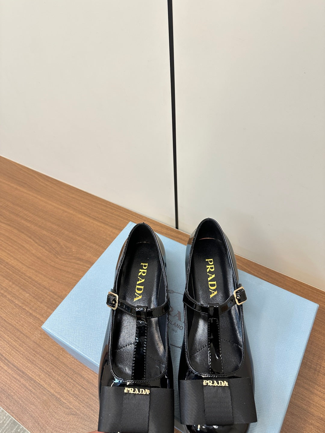 LuxluxHouse Best Quality Women Shoes Prada