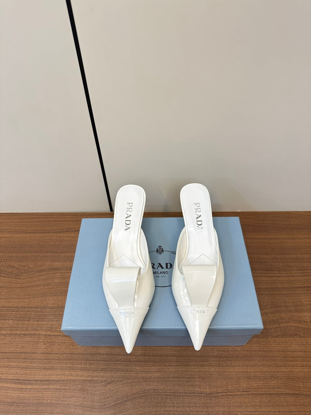 LuxluxHouse Best Quality Women Shoes Prada