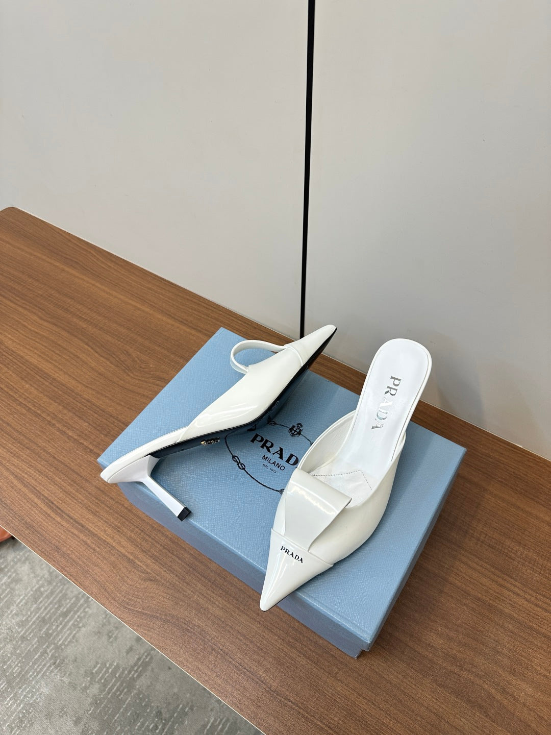 LuxluxHouse Best Quality Women Shoes Prada
