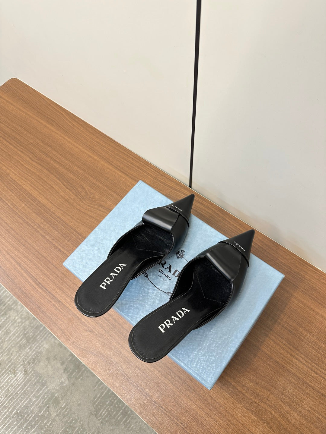 LuxluxHouse Best Quality Women Shoes Prada