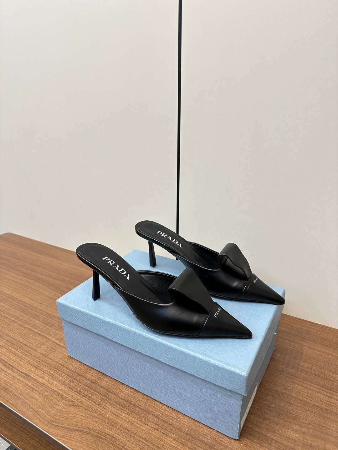 LuxluxHouse Best Quality Women Shoes Prada