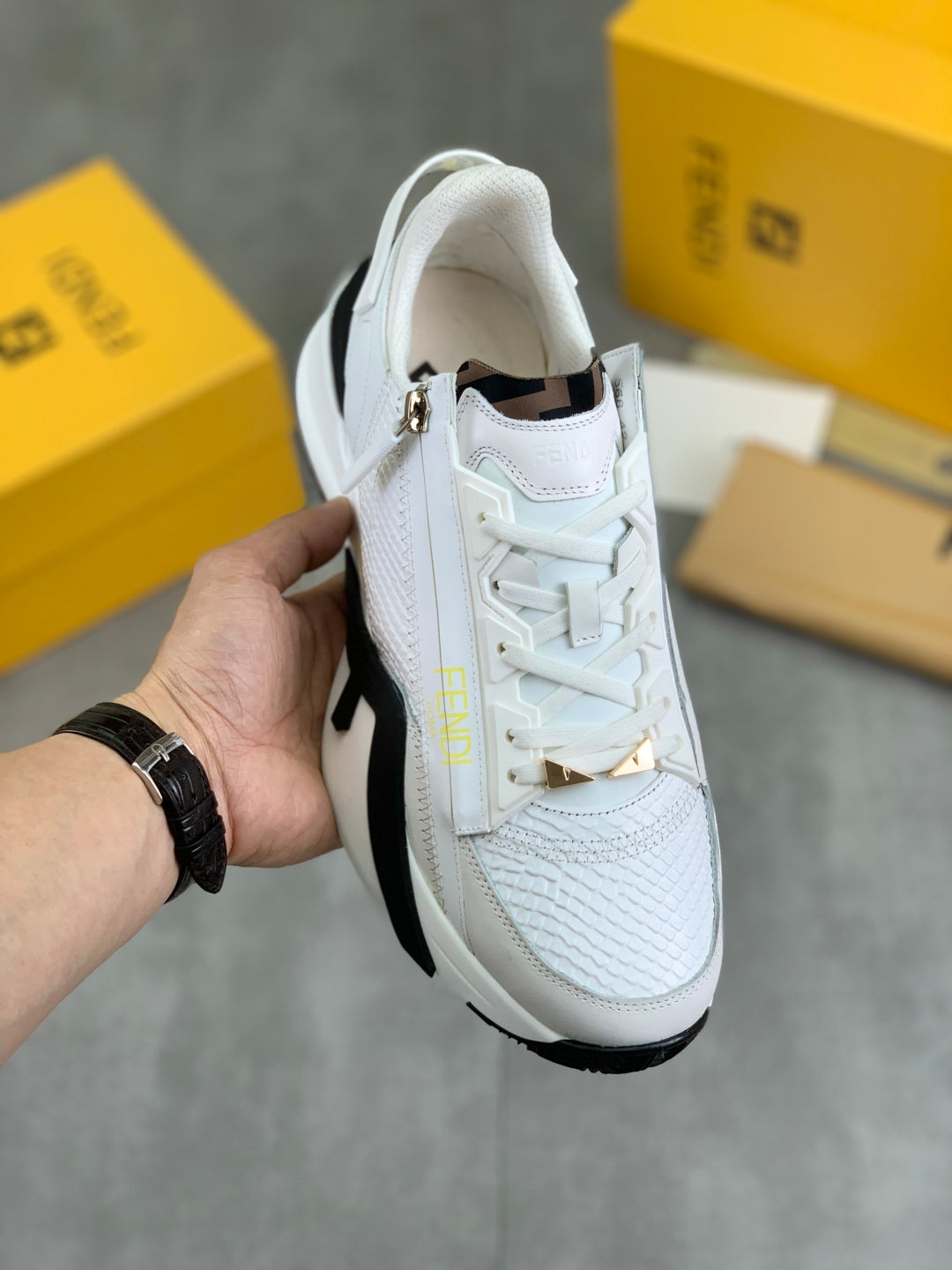 LuxluxHouse Best Quality Shoes Fendi