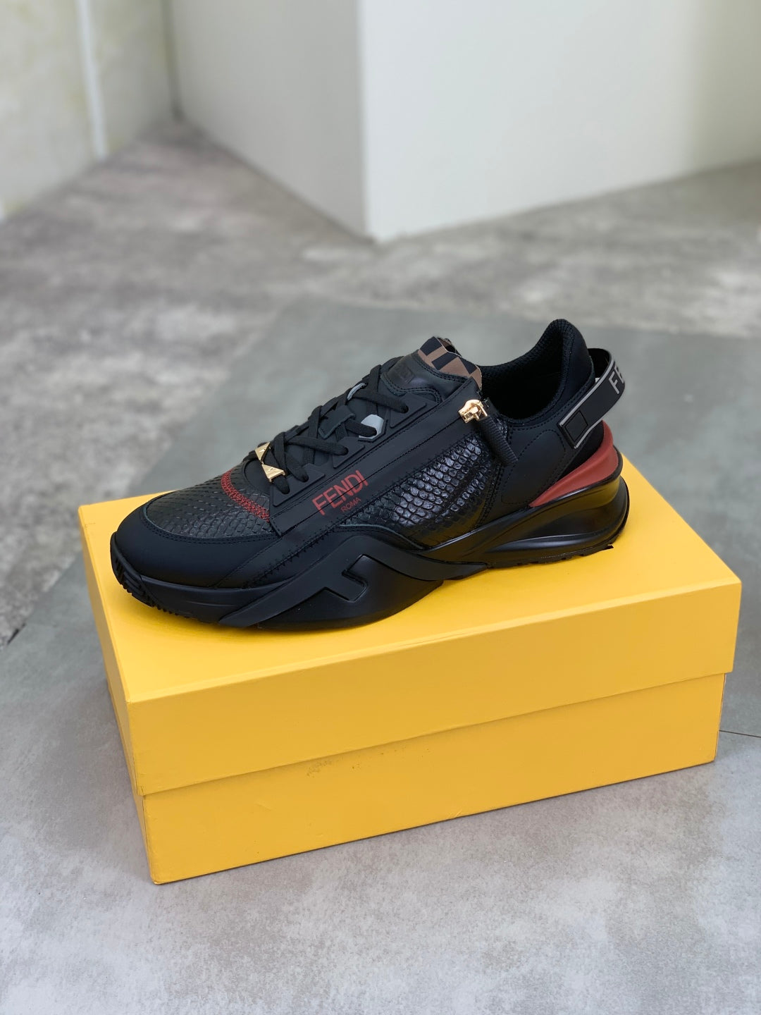 LuxluxHouse Best Quality Shoes Fendi