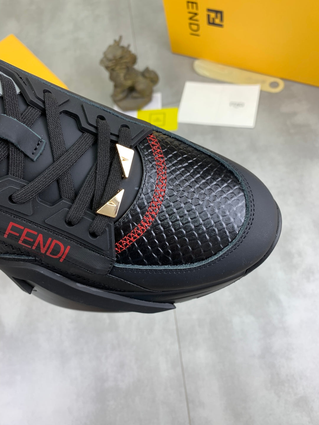 LuxluxHouse Best Quality Shoes Fendi