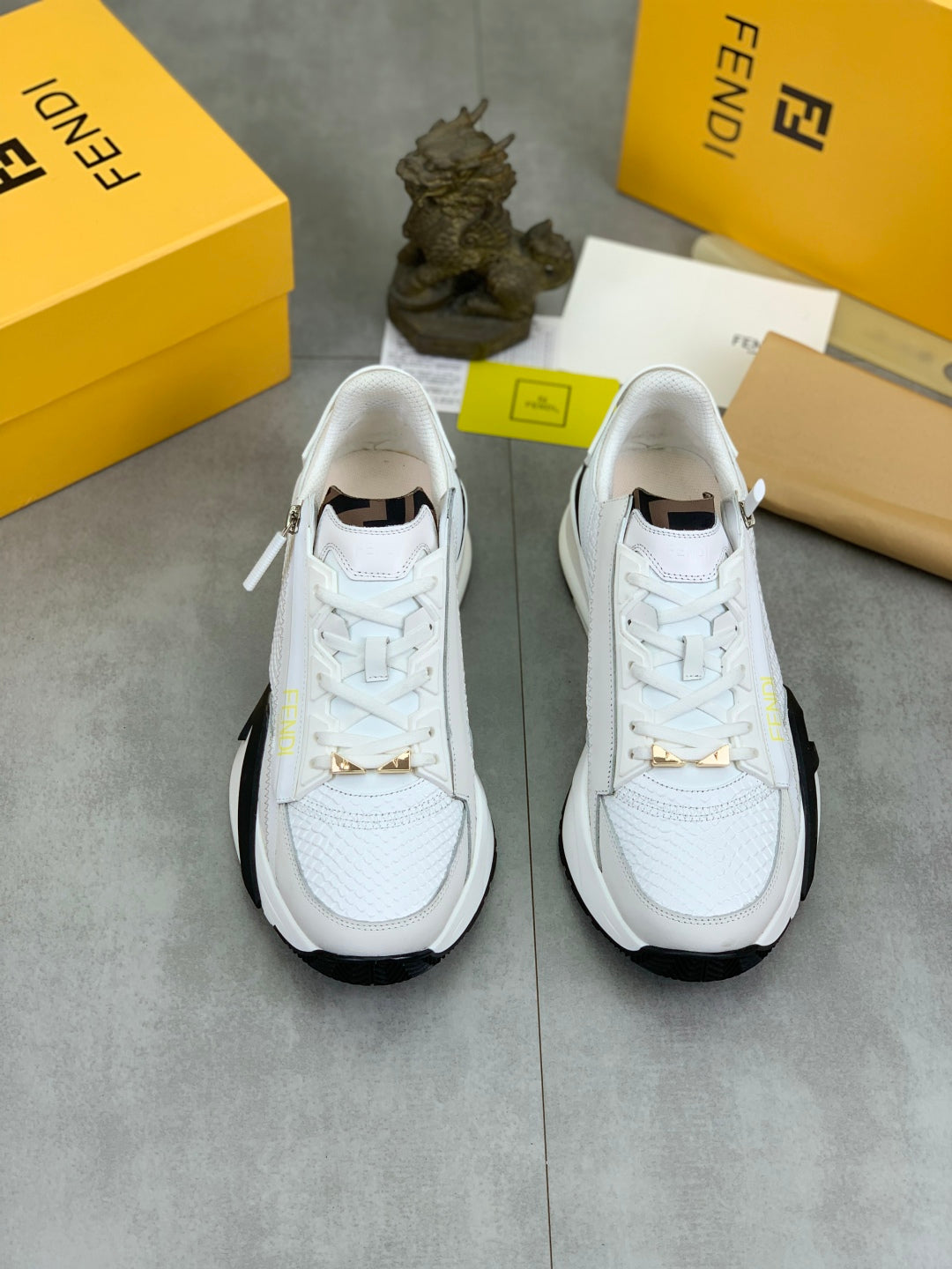 LuxluxHouse Best Quality Shoes Fendi