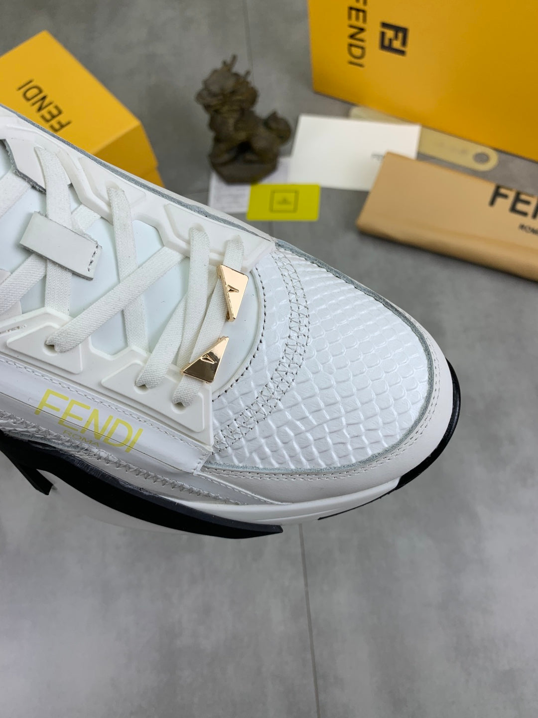 LuxluxHouse Best Quality Shoes Fendi