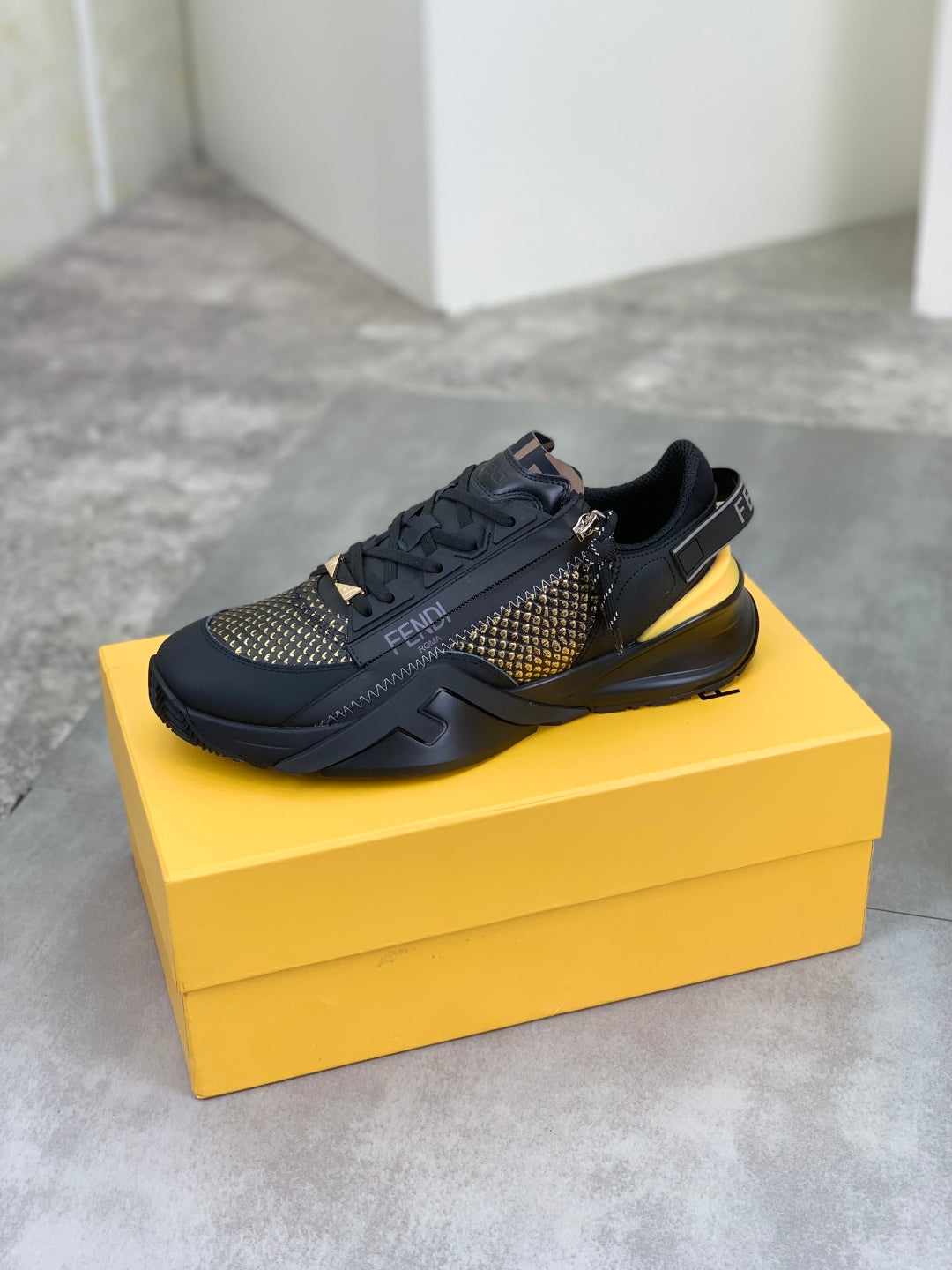 LuxluxHouse Best Quality Shoes Fendi