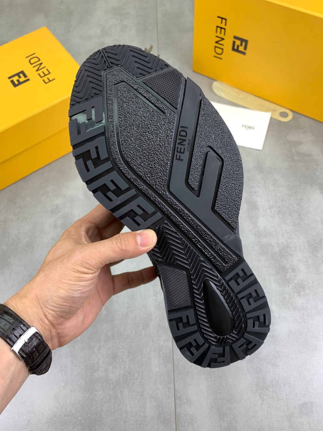 LuxluxHouse Best Quality Shoes Fendi