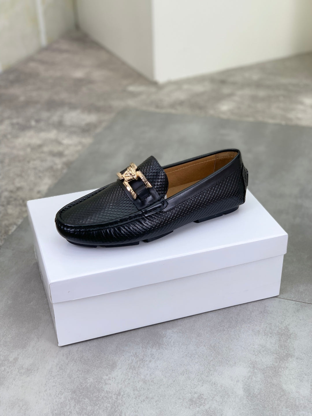 LuxluxHouse Best Quality Shoes Versace