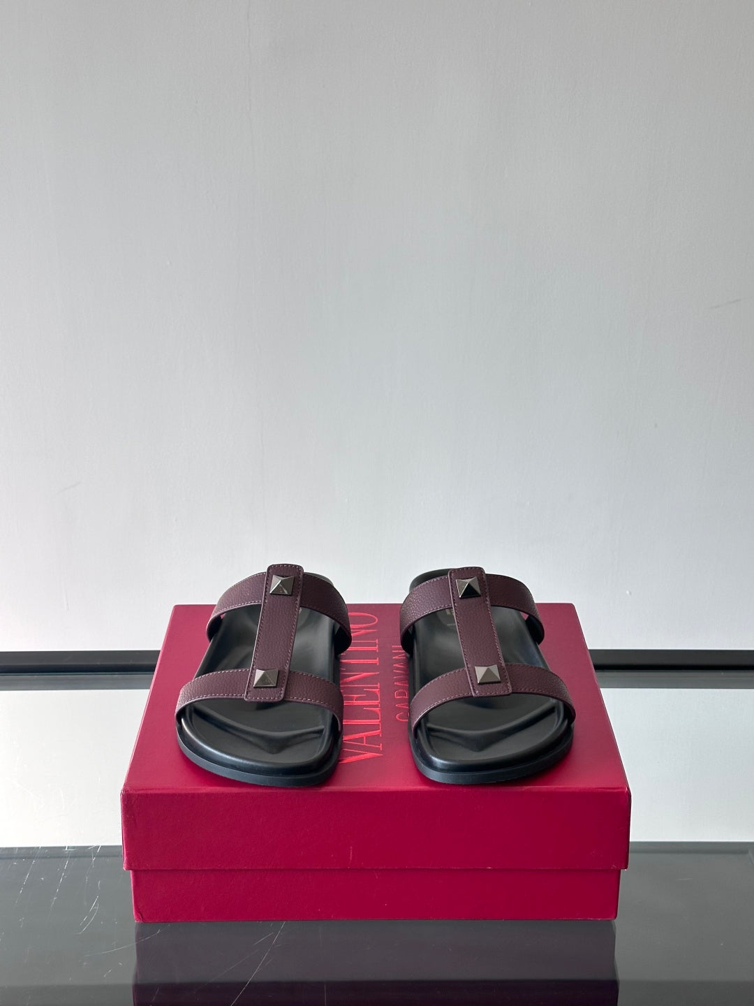 LuxluxHouse Best Quality Sandals Valentino