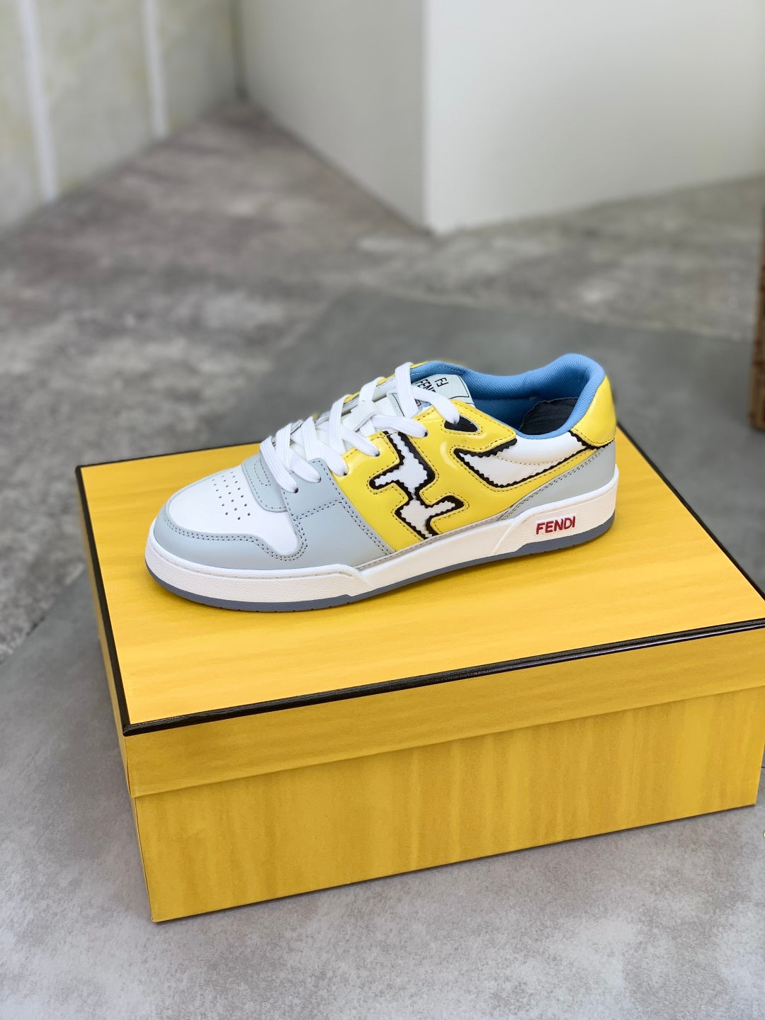 LuxluxHouse Best Quality Shoes Fendi