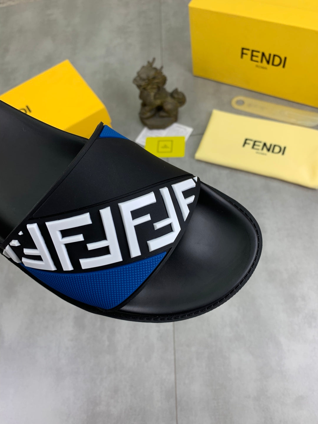 LuxluxHouse Best Quality Sandals Fendi