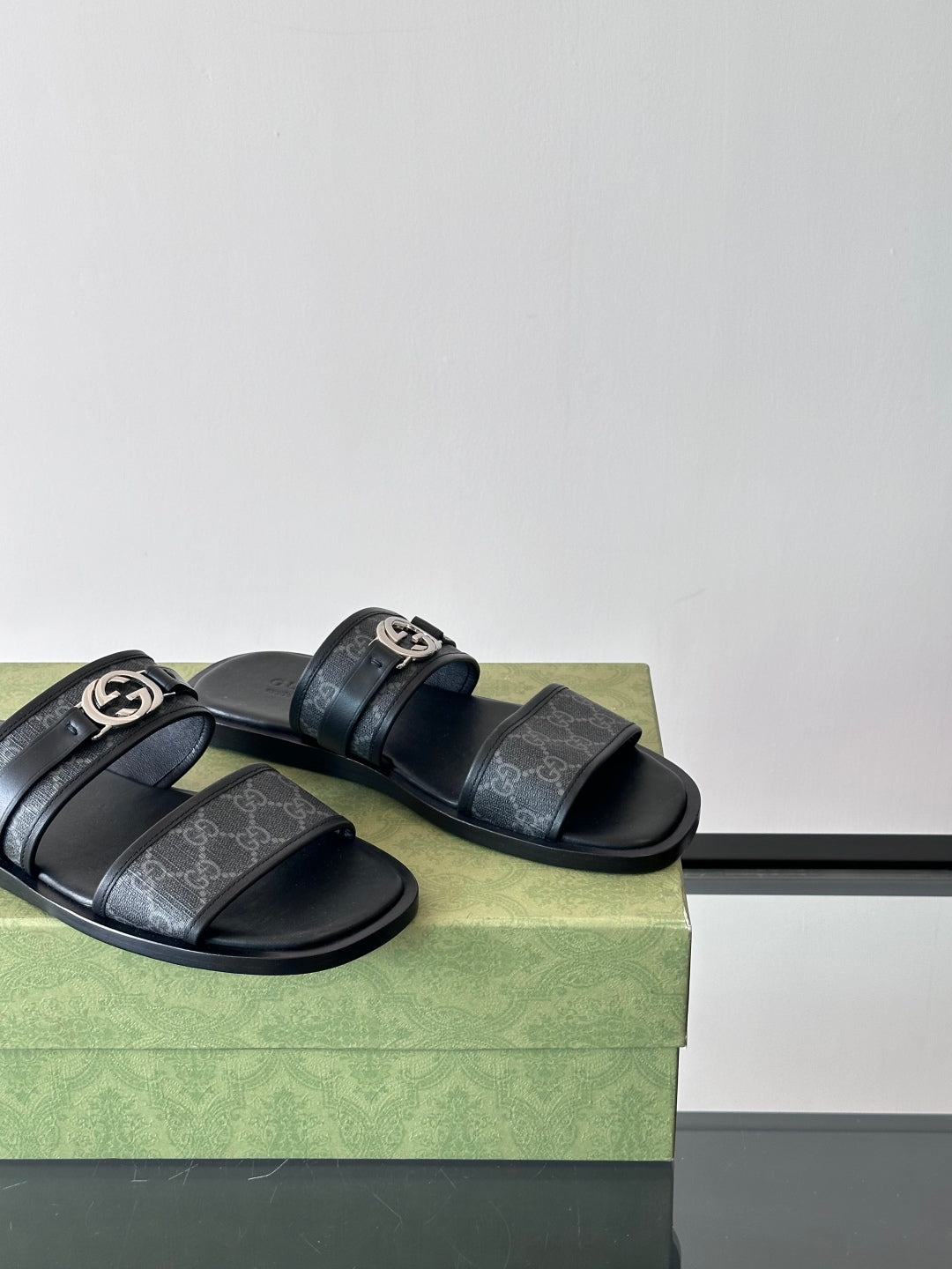 LuxluxHouse Best Quality Sandals Gucci