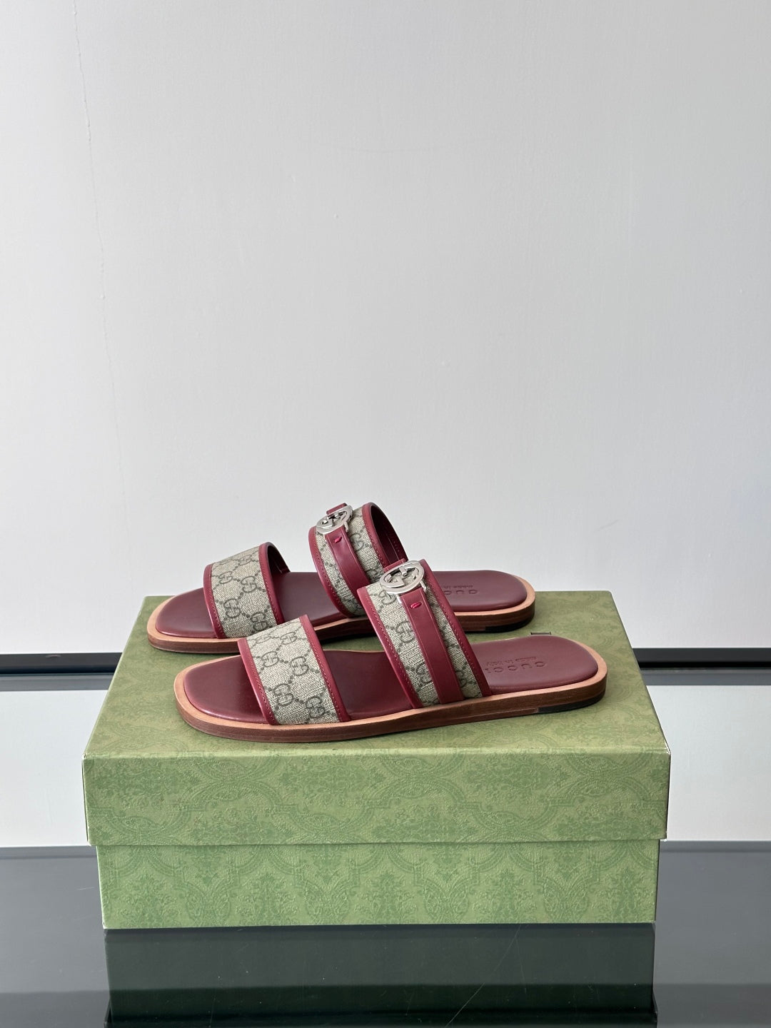 LuxluxHouse Best Quality Sandals Gucci