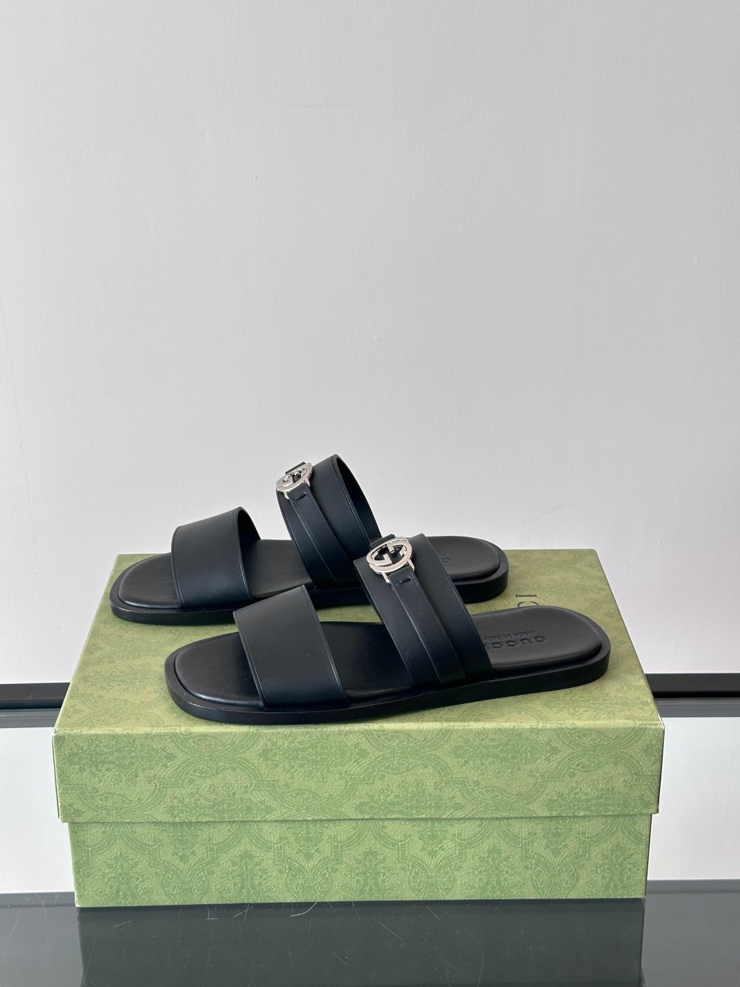 LuxluxHouse Best Quality Sandals Gucci