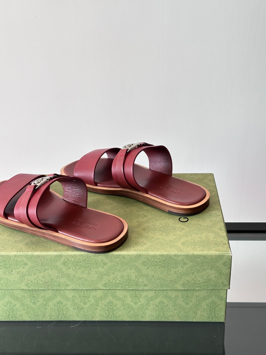 LuxluxHouse Best Quality Sandals Gucci