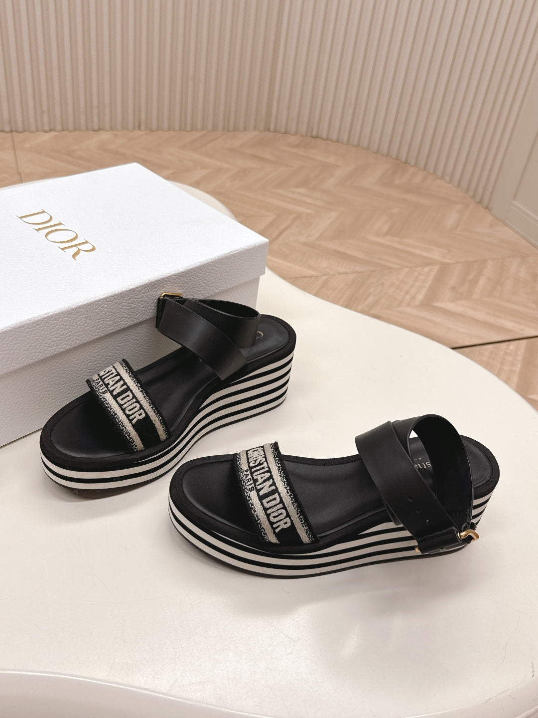 LuxluxHouse Best Quality Women Shoes Dior