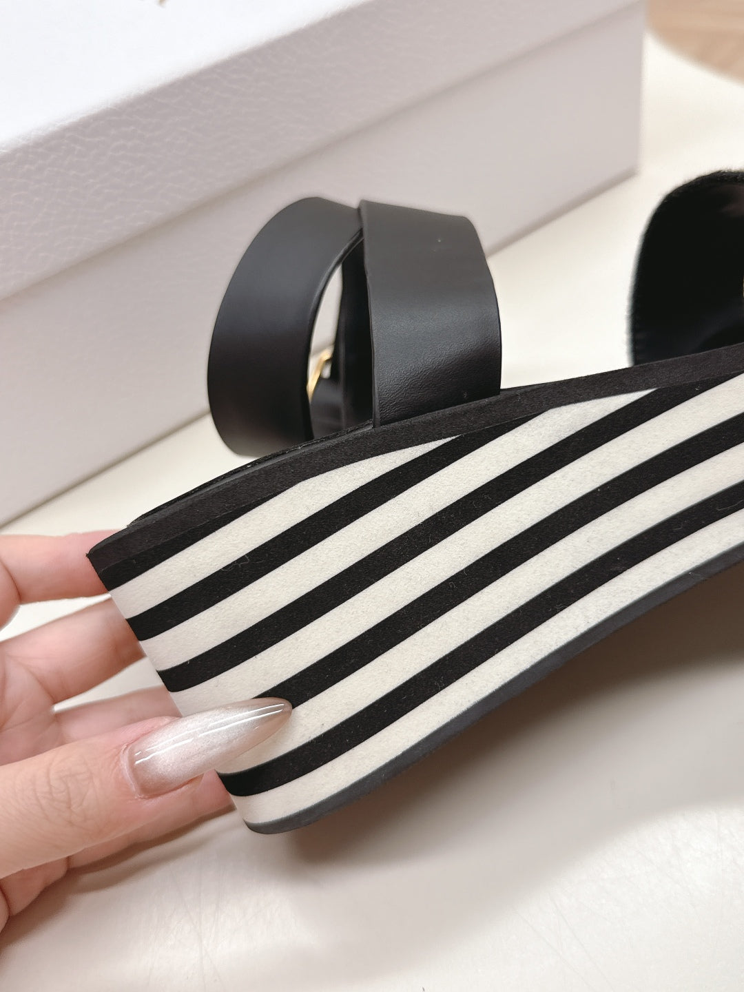 LuxluxHouse Best Quality Women Shoes Dior