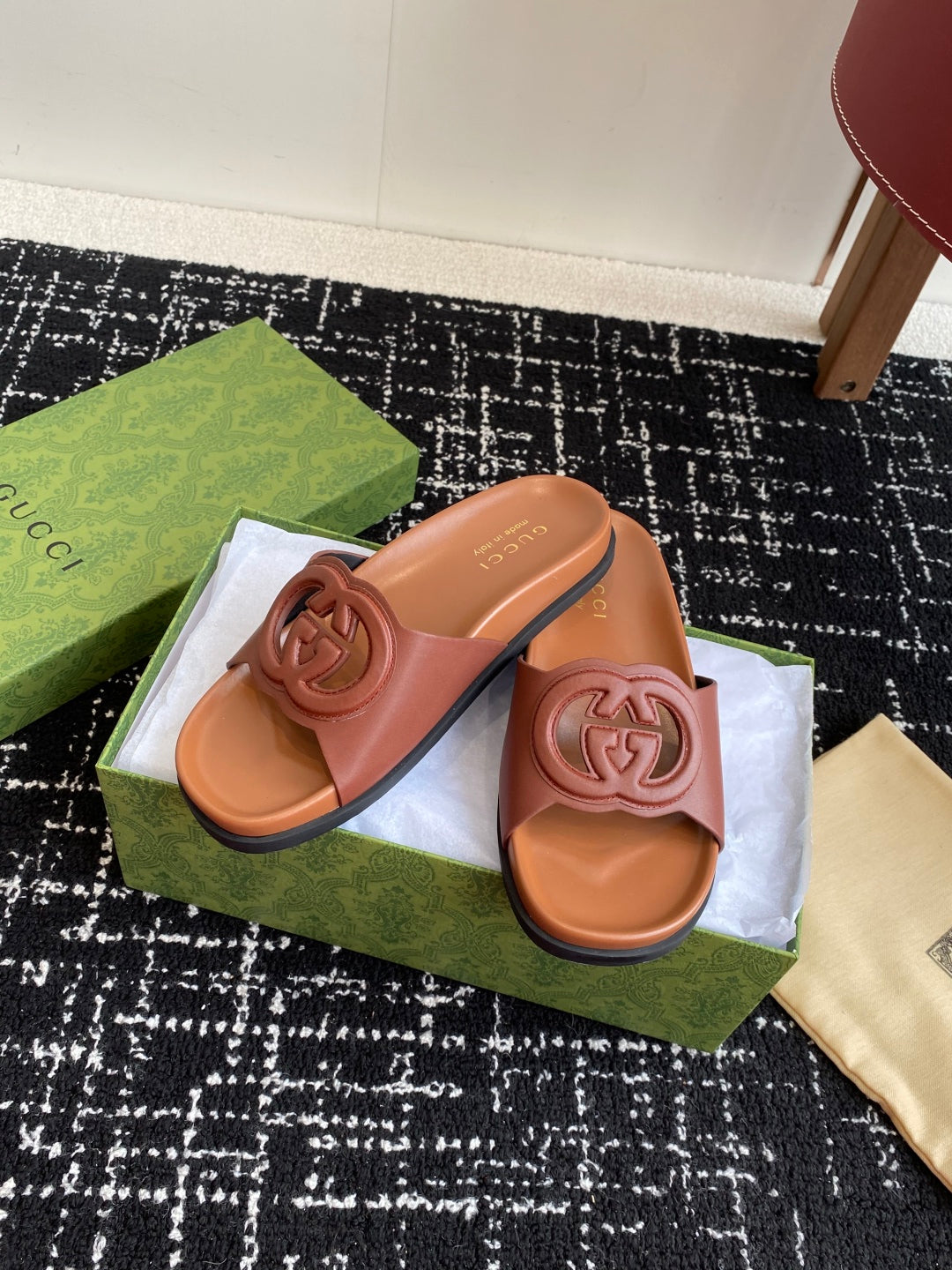 LuxluxHouse Best Quality Sandals Gucci