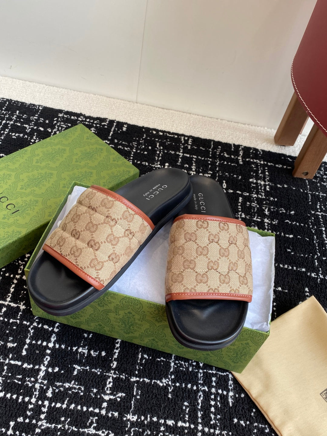 LuxluxHouse Best Quality Sandals Gucci