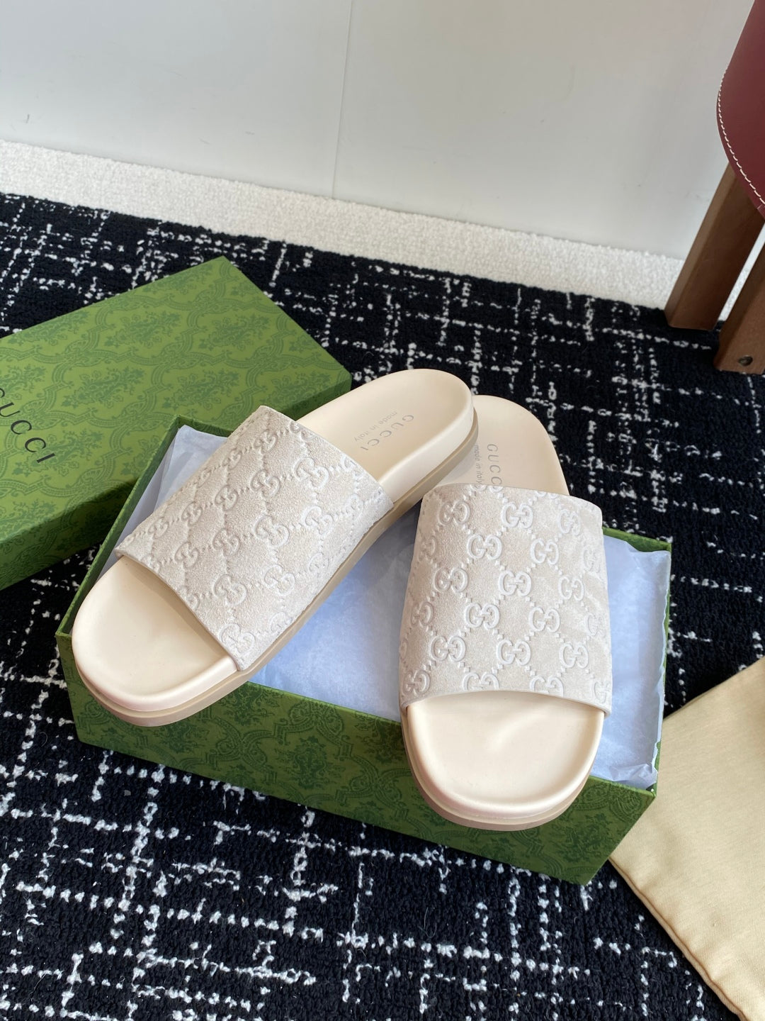 LuxluxHouse Best Quality Sandals Gucci