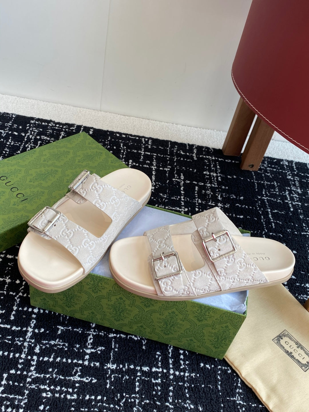 LuxluxHouse Best Quality Sandals Gucci